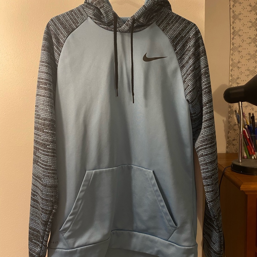 Nike sweatshirt
